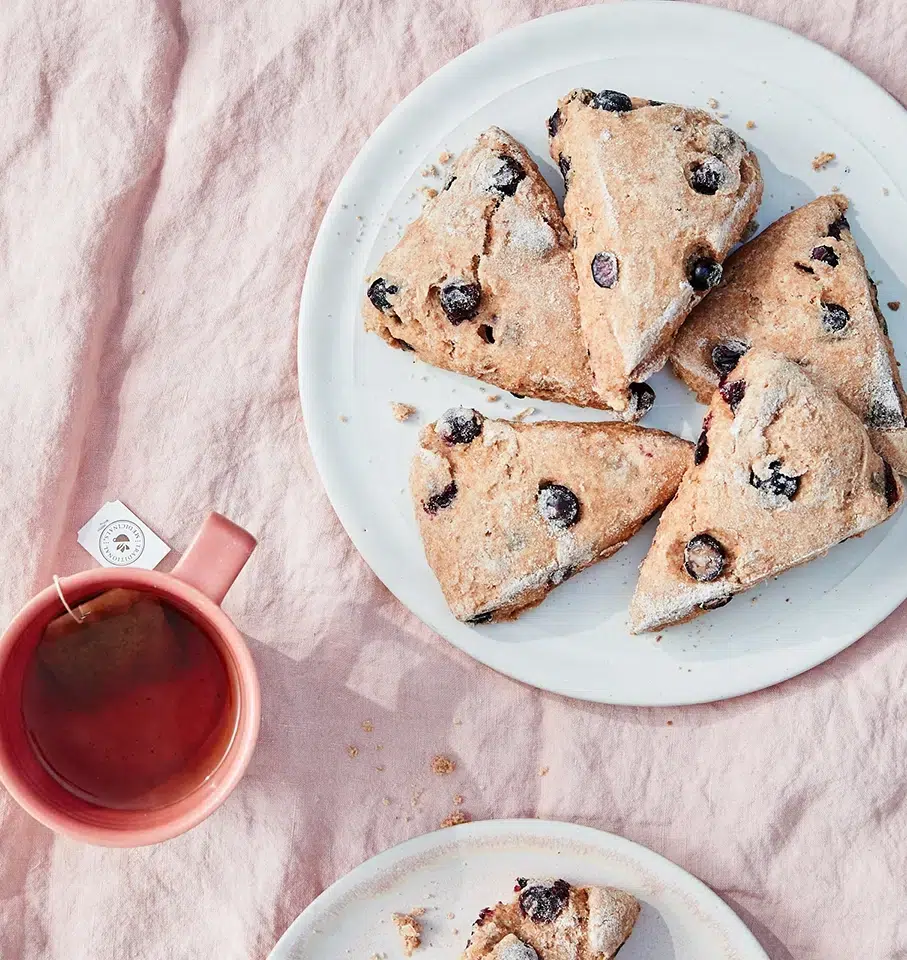 Read more about the article Blueberry Rosemary Oat Scones recipe